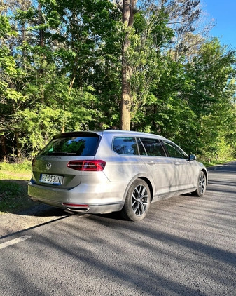 Volkswagen Passat cena 98400 przebieg: 168000, rok produkcji 2017 z Góra małe 92